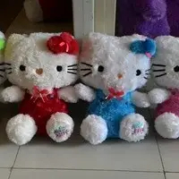 BONEKA HELLO KITTY