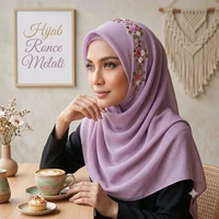 Hijab Segiempat Sulam Ronce Melati Hijau