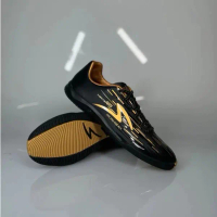 Sepatu Futsal Specs Lightspeed Reborn Hitam Gold Anak Dan Dewasa Desain Modern Dan Kualitas Terbaik