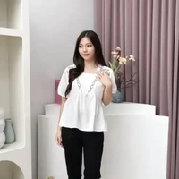 Nuboutique - Ambre Top - Baju Wanita Blouse Top Atasan Bordir Etnic Vintage Bunga Bohemian Casual Ke