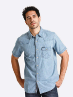 เสื้อเชิ้ตแขนสั้นผู้ชาย คอลเลคชั่น Original Wrangler ทรง Regular สียีนส์