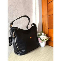 Tas Kulit Papillon Bandung K3280 32x27 Cm Hitam