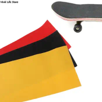 Skateboard Professinal Waterproof Grip Tape for Skate Board Decks 84*23CM Waterproof Sandpaper