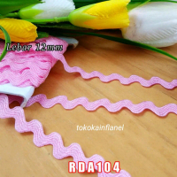 RDA104 Renda Biku Besar Pink lebar 12mm (1 Roll +/- 17,5m)