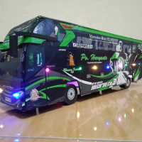 Miniatur Bus PO Haryanto Warna Hijau dengan Lampu Lengkap - Roda, Toy