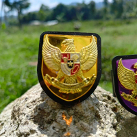 Ring Kacu Akrilik Tumpuk Garuda Terbaru Clips Pengalang Penegak Pembina Produk Baru Dengan Desain El