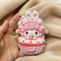 Alat Melegakan Tekanan Sanrio Cake Squishy — Silikon Berkeanjalan Tinggi, Pulangan Perlahan, Pelepas