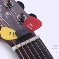 1pc Black Rubber Guitar Pick Clip New High Quality Lock Placed On The Head Of The Guitar For Bass Ukulele Pick Accessories