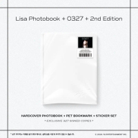 พร้อมส่ง LISA PHOTOBOOK 2nd Edition 0327