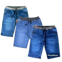 Celana levis pendek pria