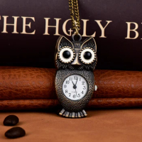 Vintage bronze pocket watch Wide-eyed owl shape pocket watch Quartz watch Long necklace hanging watch Pocket watch