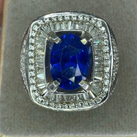 Natural blue sapphire/ srilanka royal blue colour