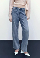 Urban Revivo Straight Jeans
