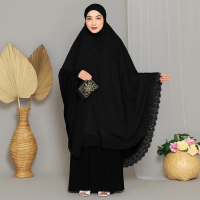 Bergo Jumbo Renda Syari – Adem, Elegan, Wajib Bawa Saat Haji & Umroh!