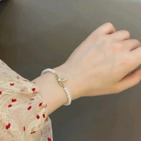 Gelang Titanium Mutiara Gelang Titanium Mutiara Gelang Titanium Mutiara Gelang Titanium Mutiara - DT