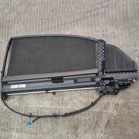 Applicable to S300 left rear door electric curtain e260 right rear door lifting motor W221 rear sunshade