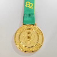 2010-25 German Cup Stuttgart vs Bielefeld DFB Bayern medal Bundesliga football fan commemorative pla