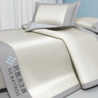 Cooling Mattress Pad Cover Thicken Summer Bedding Set Cool Feeling Bed Mat Pillowcase Breathable Foldable Bed Sheet Bedspread