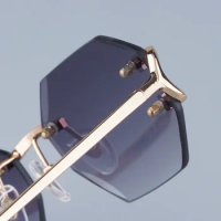 0092O Rimless Photochromic Designer Sunglasses Women Eyeglasses Fashion Uv400 Pure Titanium Ex-light Glasses with Case