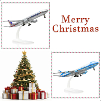 Set Khas Krismas, Skala 1 / 300, Boeing 777 American Airlines dan 747 Delta Airlines