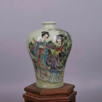 Chinese old porcelain vase Pink maid Tumei bottle