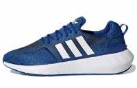 SWIFT RUN 22 ROYAL BLUE