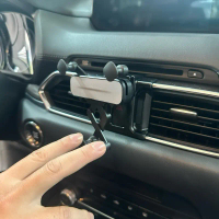 Giá đỡ, kẹp điện thoại theo xe Mazda CX-5, CX5, Mazda CX-8, CX8 các đời từ 2018-2025
