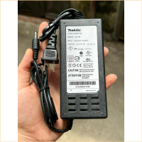 COD Sạc 21v 2A dùng cho pin Li-ion 18v ,5s loại tốt có đèn báo đầy
