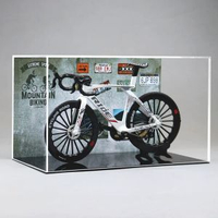 全城熱賣 - 公路騎行自行車合金模型單車車模收藏擺件創意手辦送朋友騎友禮物白色-1:8公路自行車+背景展示盒B款