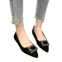 DIATA Sepatu Flat Wanita Variasi Import Suede Kasual Jalan Santai Korea