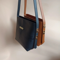 FLORIN Honey Bag Store - Tas Vintage Kunci Putar Unik Di bagian Tali  - Affiliate Series Ootd hitam 