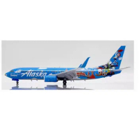 Diecast Scale 1:200 Aircraft Model Alloy Alaska Airlines B737-800 N537AS flaps Decorative Gift Collection Display Toys