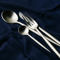 朵頤歐式銀色勺子不銹鋼家用叉子長柄勺冰激凌勺刀叉勺餐具三件套1入