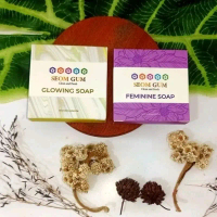 Sabun Seom Gum Glowing Soap Mencerahkan Kulit, Memudarkan Flek Hitam, dan Menutrisi Kulit - Tangan, 