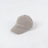 MARDI MERCREDI Topi MARDI MERCREDI TEXT LOGO WHITE BEIGE CAP 100% ORIGINAL - OS ADJUST