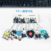 Bộ combo TREASURE x Sanrio hoạt hình: móc khóa acrylic, phụ kiện trang trí túi dễ thương, sản phẩm h