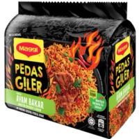 MAGGI PEDAS GILER AYAM BAKAR/TOM YUMMZ/CHEEZY BERAPI 5PCS/PACK