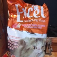 Excel Makanan Kucing Dry Food Excel Orange Rasa Ayam & Tuna Untuk Kesehatan Kulit & Bulu Kucing icip