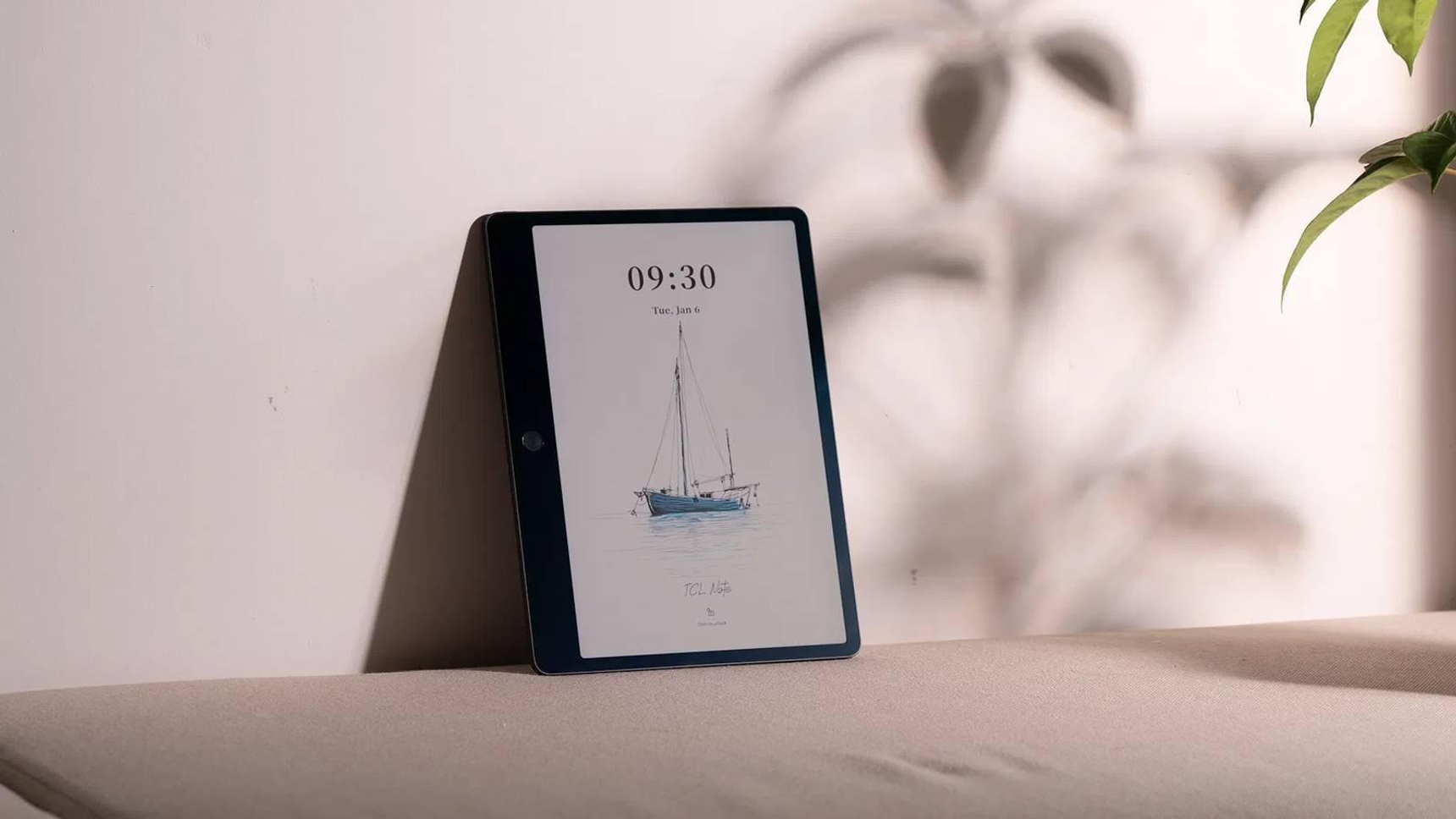 TCLのNote A1 NxtPaper、カラー・高速・AIでKindle Scribeに挑戦 