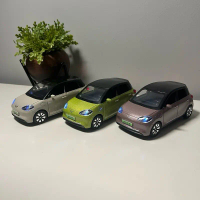 Diecast Wuling Binguo Model skala 1:32 dengan Lampu dan Suara Gratis Alas Mobil Mainan Mobil Diecast