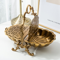 進口歐式鏤空手工黃銅零食干果手提籃折疊輕奢高端家居裝飾收納盤
