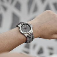 Victorinox 瑞士維氏 INOX V 戶外休閒石英腕錶-VISA-241920/37mm