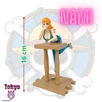 Action figure Nami geraldine bersender