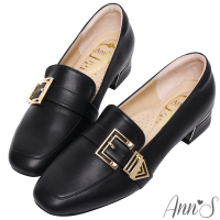 Ann’S鏤空造型金扣頂級綿羊皮平底樂福鞋-黑