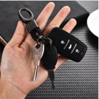 Car keychain horseshoe buckle for Toyota Supra Tacoma Verso Wish Yaris Auris PRIUS C