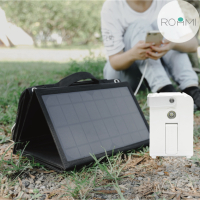 Roommi 多功能行動電源供應器小電寶＋60W 太陽能充電板