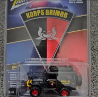 Diecast Toyota Land Cruiser Polisi Brimob By Johnny Lightning Bishop