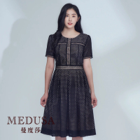【MEDUSA 曼度莎】現貨-典雅鏤空黑色洋裝（M-XL）｜小禮服 連身裙 小洋裝(101-23406)