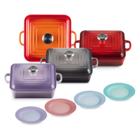 【Le Creuset】典藏琺瑯鑄鐵鍋方鍋24cm-櫻桃紅/燧石灰/藍鈴紫/火焰橘(贈圓盤組17cm-4入)