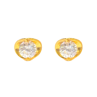 750 Gold Heart Cubic Zirconia Stud Earrings